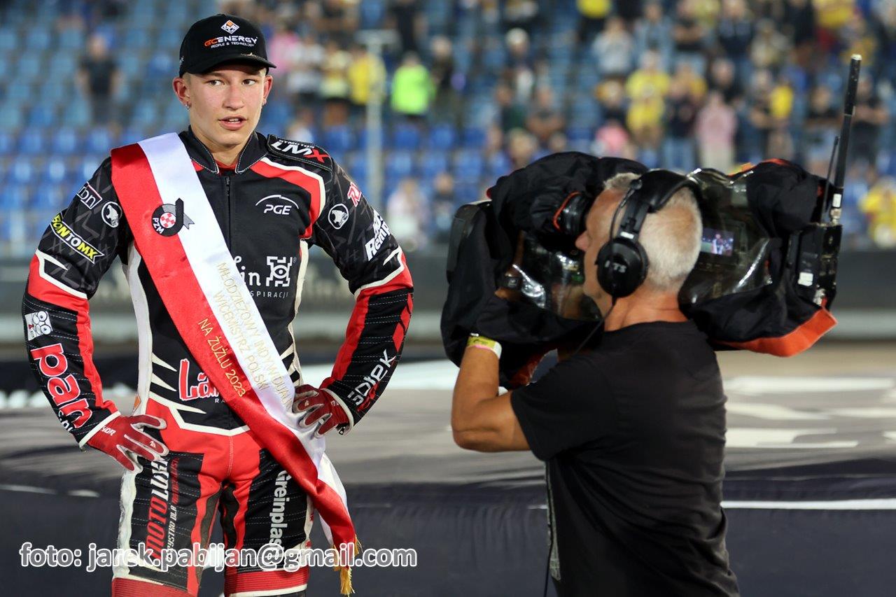 Żużel. Bańbor zdradza przyczynę trudnego początku sezonu. Mówi też o geście w DMPJ!