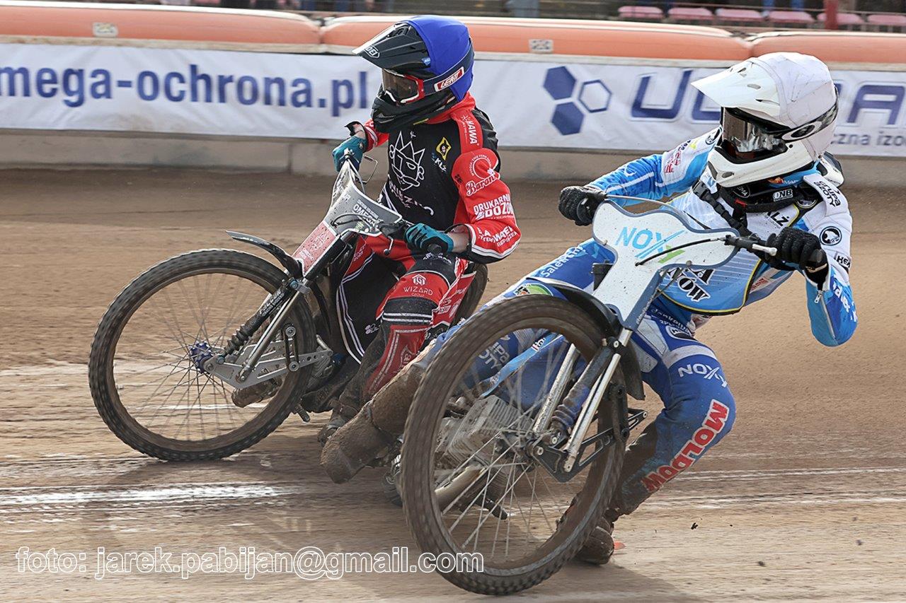 Żużel. Będzie kolejne odejście z Unii! Mówi o nieważnym kontrakcie